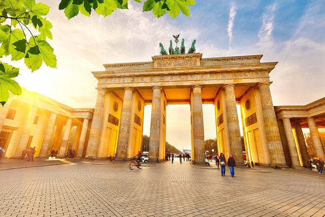 All-in-One Berlin Shore Excursion from Warnemunde - Reichstag, Sinti and Roma memorial, and Brandenburg Gate on foot