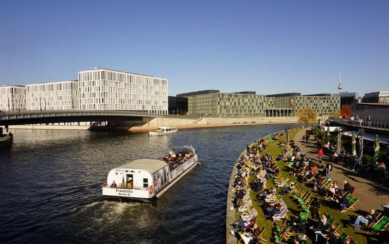 Berlin: 1-Hour Boat Tour with Bilingual Live Guide - Meeting at Reederei Hadynski by Hackescher Markt (and what to do right away)