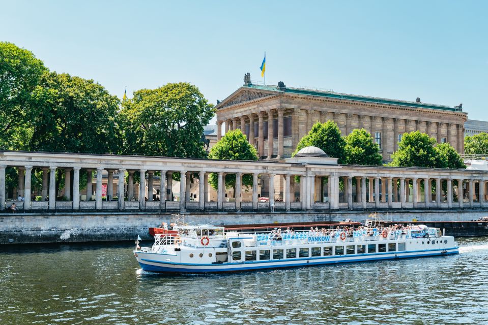 Berlin: 1-Hour City Tour by Boat with Guaranteed Seating - The Route: From Reichstag Views to the Old Nikolaiviertel Area