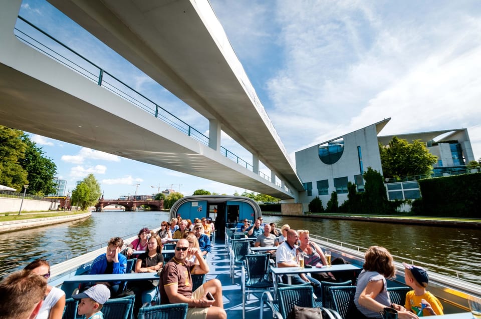 Berlin: 3.25-Hour Spree & Landwehrkanal Boat Tour - More Than 40 Bridges: Why This Cruise Has a Special Hook