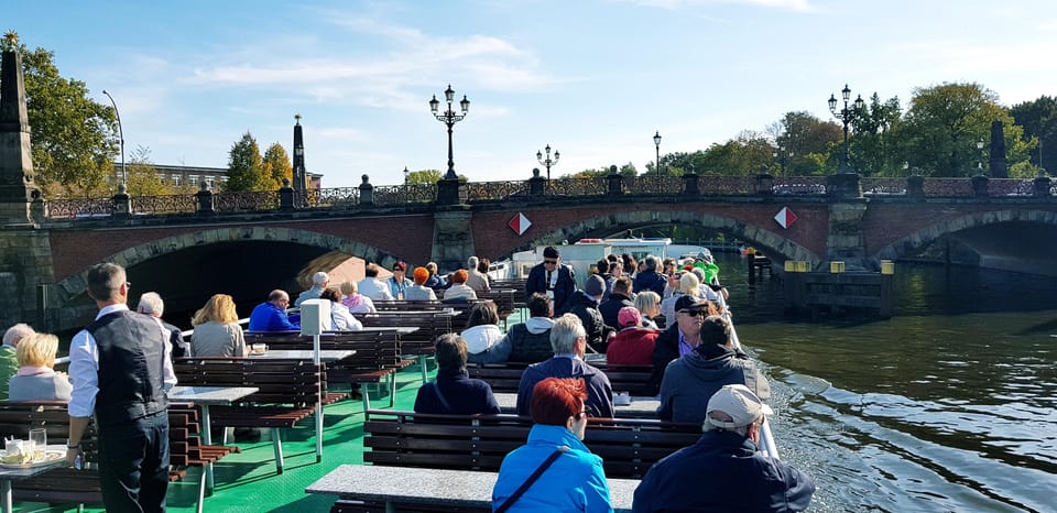 Berlin: 3.5-Hour Sightseeing Cruise on the Spree River - Friedrichstraße to Tränenpalast: the urban corridor feel you can’t replicate on foot