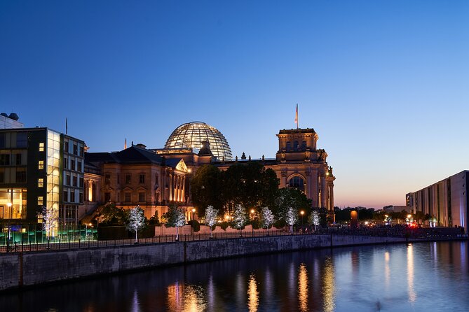 Berlin 3-Course Dinner Cruise - Sunset views, open-air cruising, and what to bring