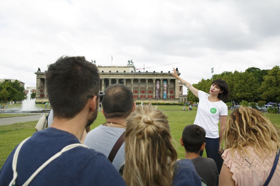 Berlin: 4-Hour Guided Highlights Tour in Spanish - Key things you’ll appreciate