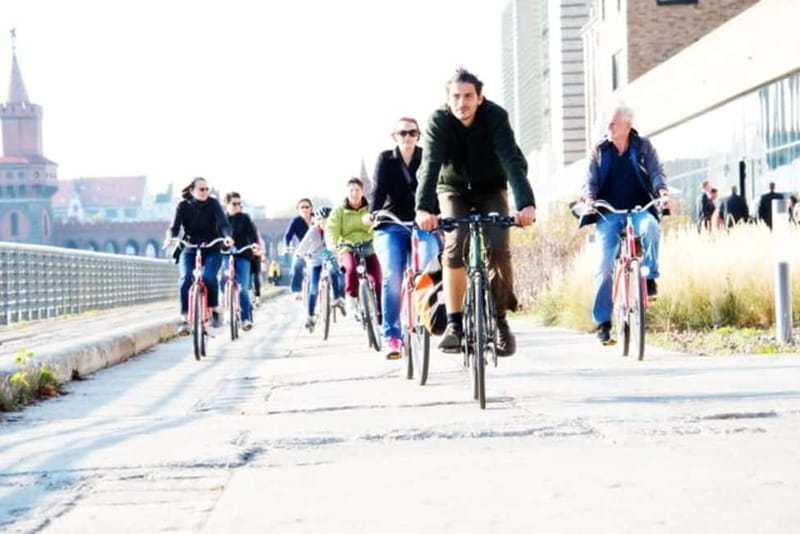 Berlin: Alternative Berlin Bike Tour - Getting Your Bearings in Nikolaiviertel