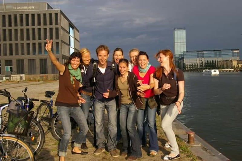 Berlin: Alternative Berlin Bike Tour - Riding Along the Spree: A Scenic Break With Meaning
