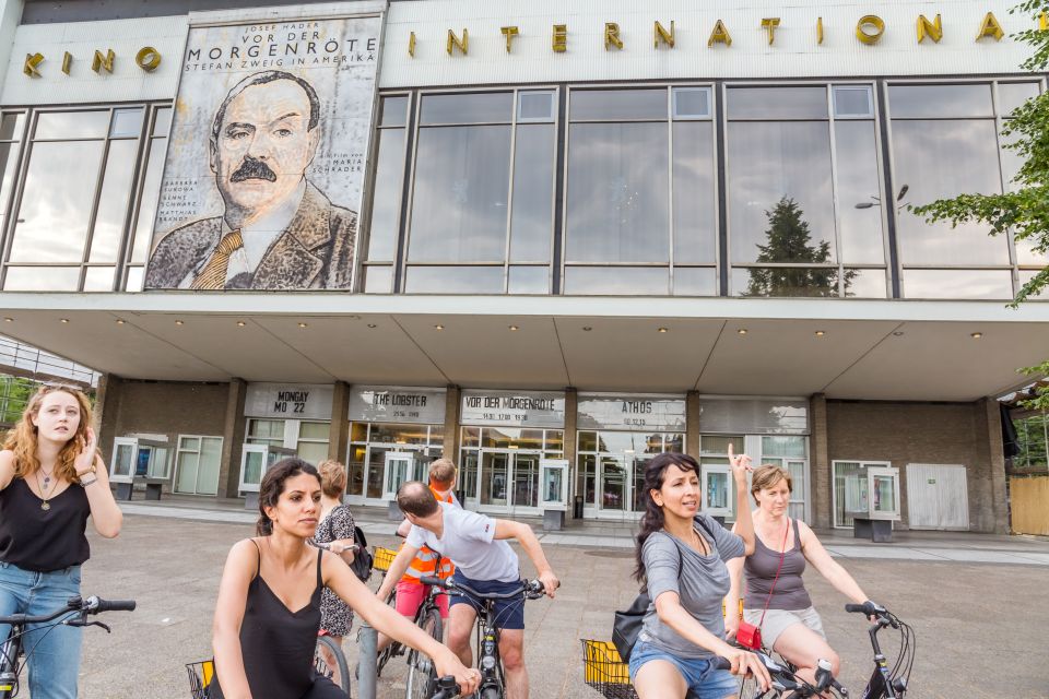 Berlin: Alternative Bike Tour of Kreuzberg & Friedrichshain - The guide factor: Oli, Anna, Patricia, and the story-forward approach
