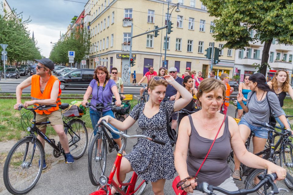 Berlin: Alternative Bike Tour of Kreuzberg & Friedrichshain - Practical tips, who it suits, and who should rethink