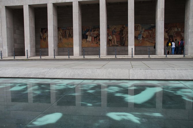 Berlin and National Socialism: Berlin under Nazism - Fuhrerbunker Area: Hitler’s Last Hours and the End of the Myth