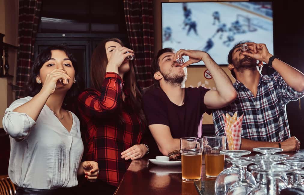 Berlin: Bar & Party Tour with Free Shots & VIP Club Access - Berlin in One Night: What the 6-Hour Bar Crawl Really Feels Like