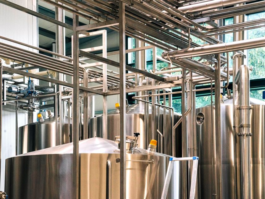 Berlin: Berliner Berg Brewery Tour with Beer Tasting - Key moments that make this Berliner Berg beer tour work