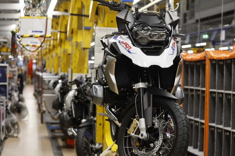 Berlin: BMW Motorrad Production – See How Bikes Are Built - How BMW turns electromobility talk into something you can understand