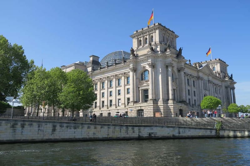 Berlin: Boat Sightseeing Cruise with Audioguide - Value: why this $25 one-hour cruise often makes sense