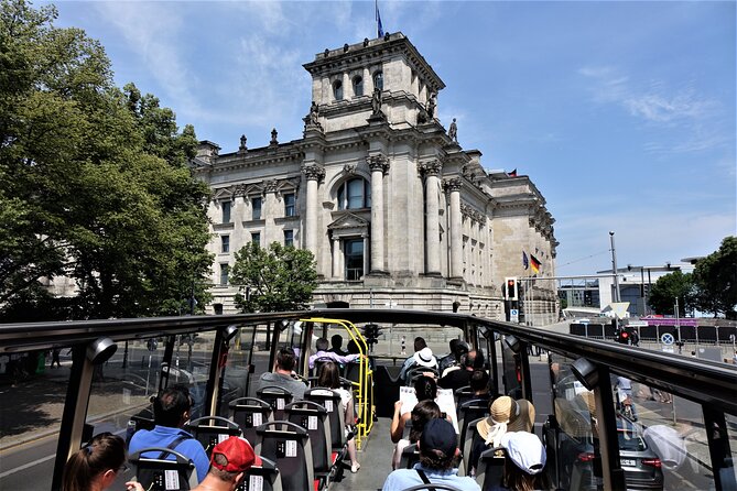 Berlin City Hop-on Hop-off Tour with Optional Cruise - East Side Gallery to Ostbahnhof: real Berlin Wall atmosphere