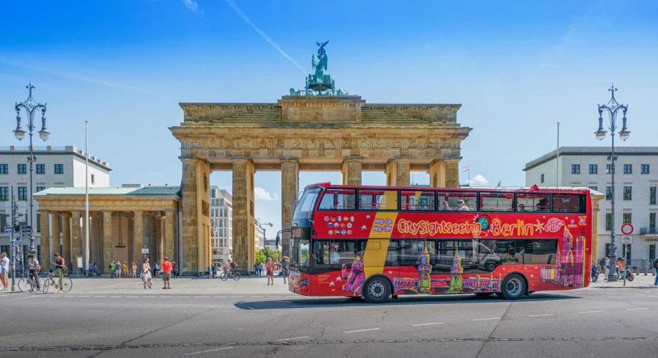 Berlin: City Sightseeing Hop-On Hop-Off Bus Tour - Trendy East Berlin & Wall: the shorter route with heavier meaning