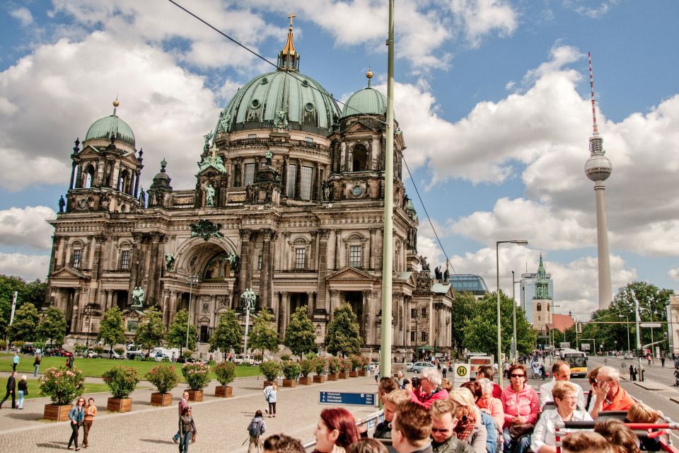 Berlin: City Sightseeing Hop-On Hop-Off Bus Tour - Who this tour fits best