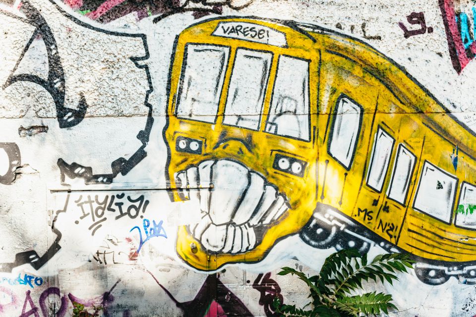 Berlin: City Street Art Guided Walking Tour - Meeting at Smack Burger: Getting Started Without Stress