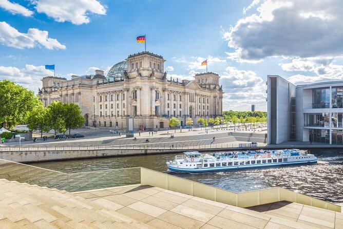 Berlin Complete in one day - One Day to Make Sense of Berlin’s WWII and Reunification Story