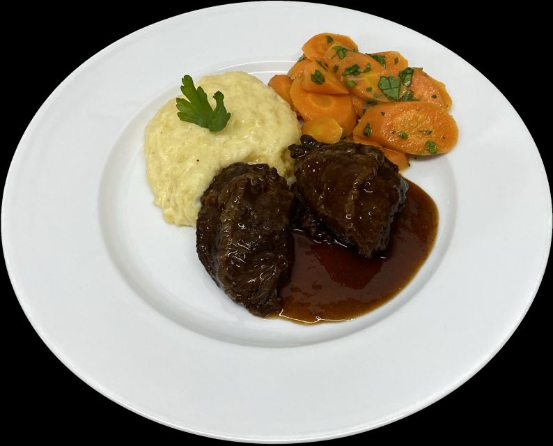 Berlin: Dinner Cruise on the Spree with Prosecco - Berlin Dinner Cruise vs Capital Dinner Cruise: picking the right option