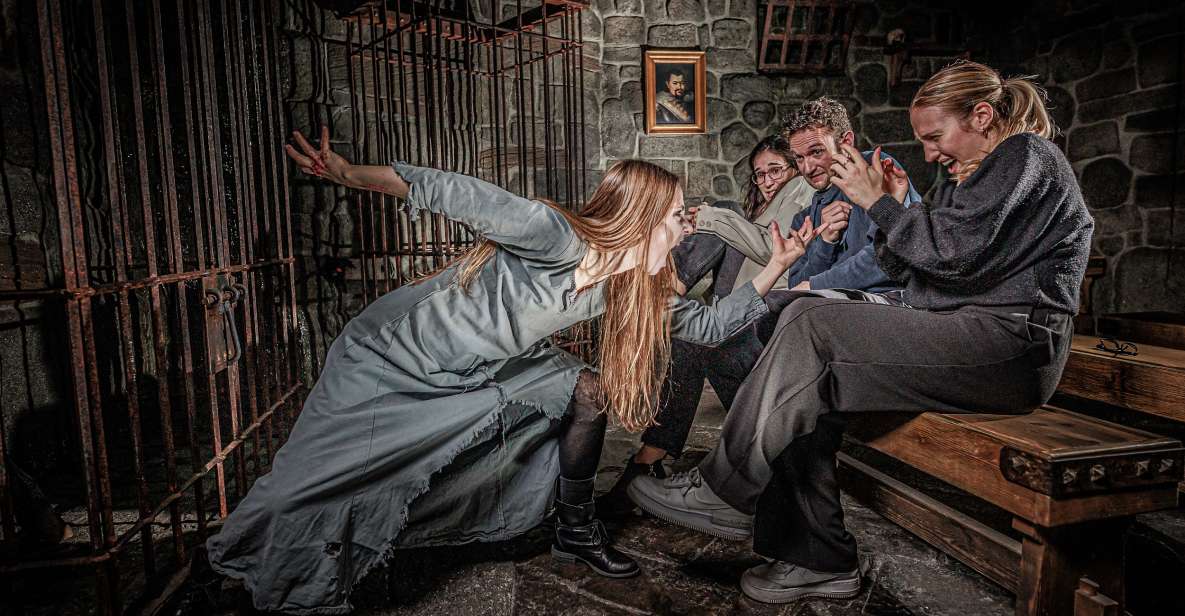 Berlin Dungeon: Entrance Ticket - The Start Inside: Actors, Dark Corridors, and Participation