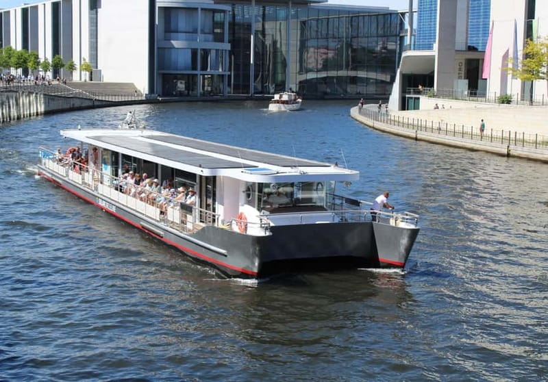 Berlin: East Side Gallery Spree Cruise in a Solar Catamaran - Price and value: why $27 for 2 hours can work