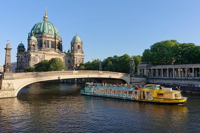 Berlin East Side Tour 2.5 hour cruise with commentary - Two and a half hours on the Spree: what the timing buys you