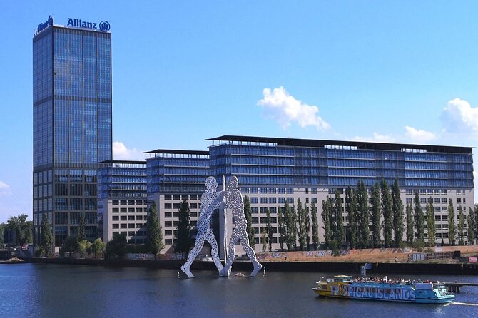 Berlin East Side Tour 2.5 hour cruise with commentary - Live English and German commentary: how to make it work for you