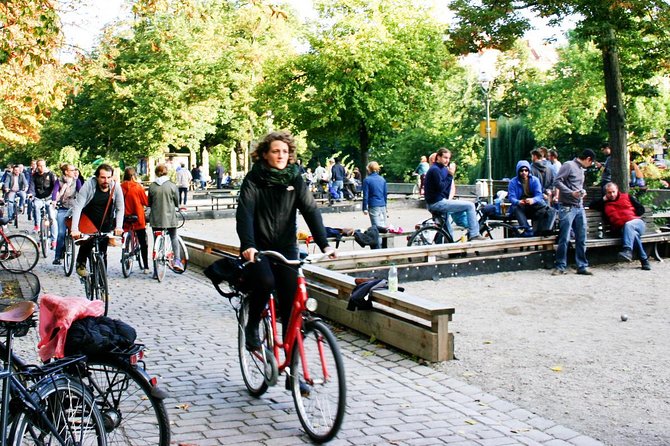 Berlin: Experience the Alternative Kreuzberg on a Bike Tour - Das Baumhaus and the Artist-Era Stories Near the Wall