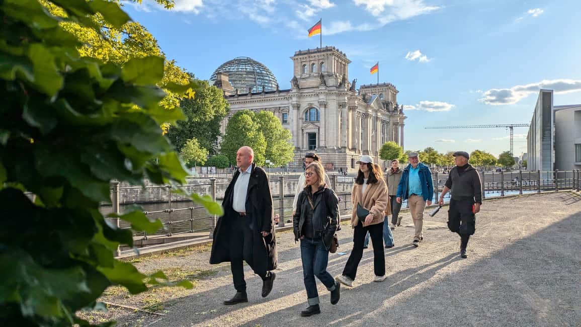 Berlin: Government District around the Reichstag Guided Tour - A Government District Walk That Makes Berlin Make Sense