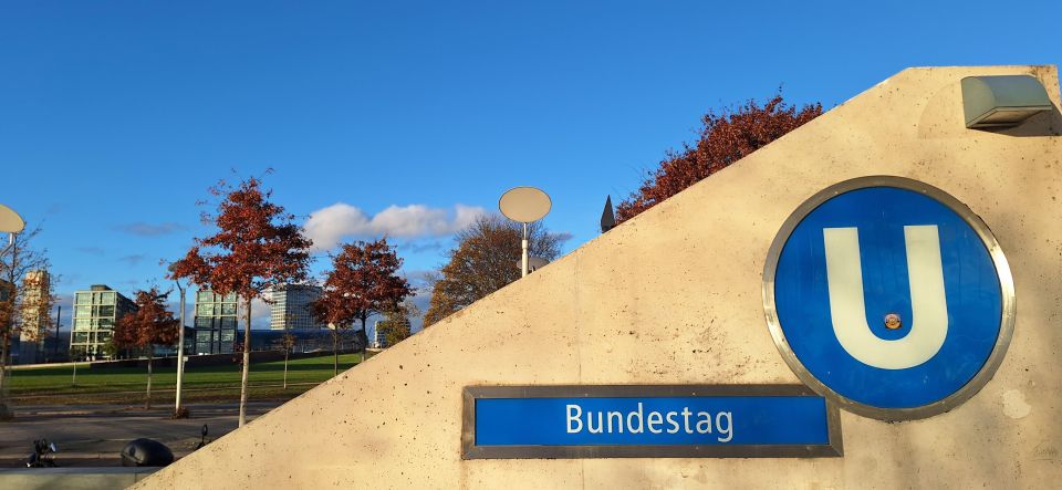 Berlin: Government District Tour and Reichstag Dome Visit - Guides and Storytelling: The Real Reason This Tour Gets High Scores