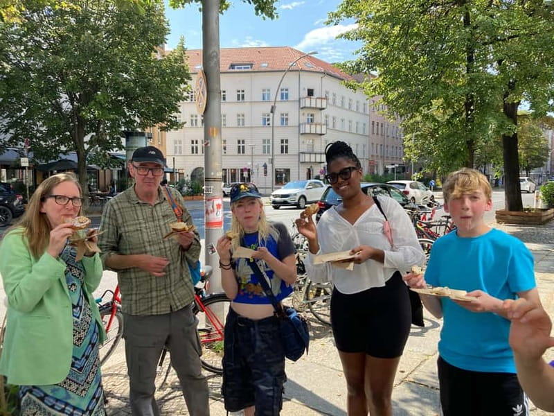 Berlin: Guided Street Food Tour with Tastings - Key Things You’ll Notice on This Berlin Street Food Tour