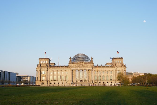 Berlin Highlights Private Guided Walking Tour - Pariser Platz, Reichstag, and Brandenburg Gate: the story begins