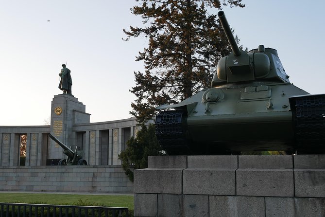 Berlin Highlights Private Guided Walking Tour - Checkpoint Charlie and the Cold War vibe, minus the hype