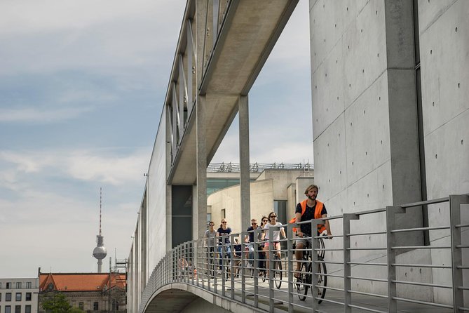 Berlin Highlights Sightseeing Bike Tour in Small Groups - Why This Berlin Highlights Tour Works Better Than “Just Sightseeing”