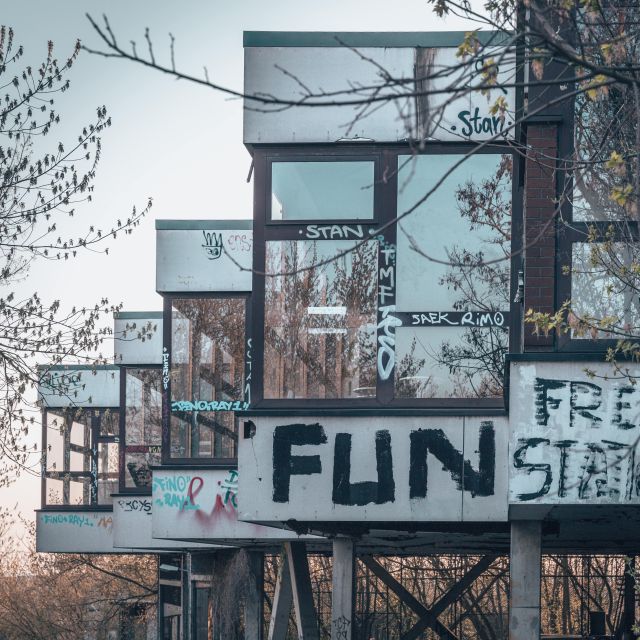 Berlin: Listening Station Teufelsberg Tour with Transfer - Quick practical tips before you go