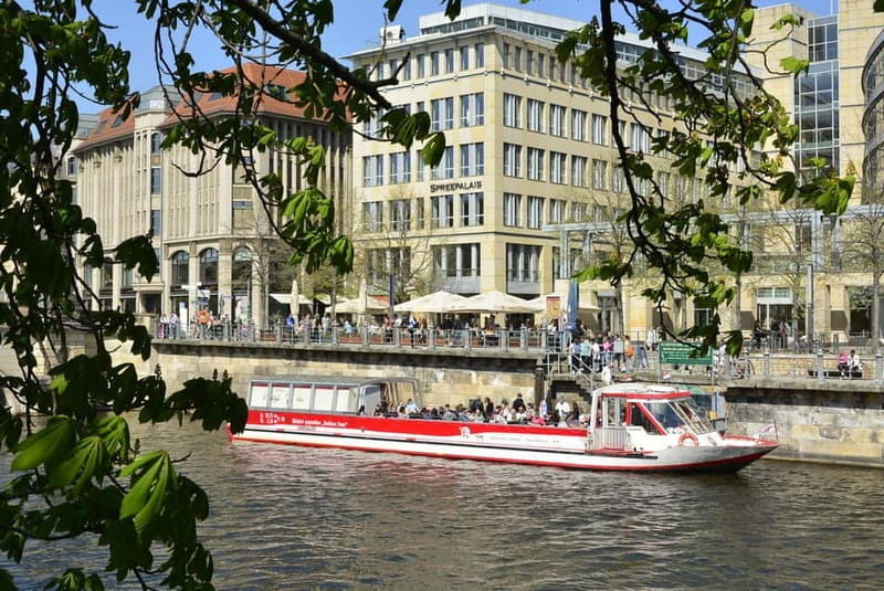 Berlin: Panoramic Boat Tour with Bilingual Audio Guide - Why the Spree Boat Feels Like an Easy Berlin Shortcut