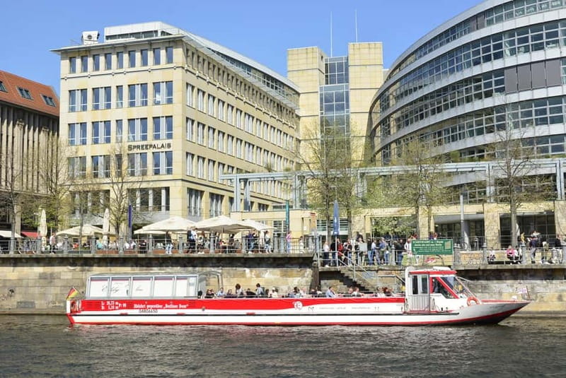 Berlin: Panoramic Boat Tour with Bilingual Audio Guide - Where You Meet: Reederei Hadynski Near Hackescher Markt