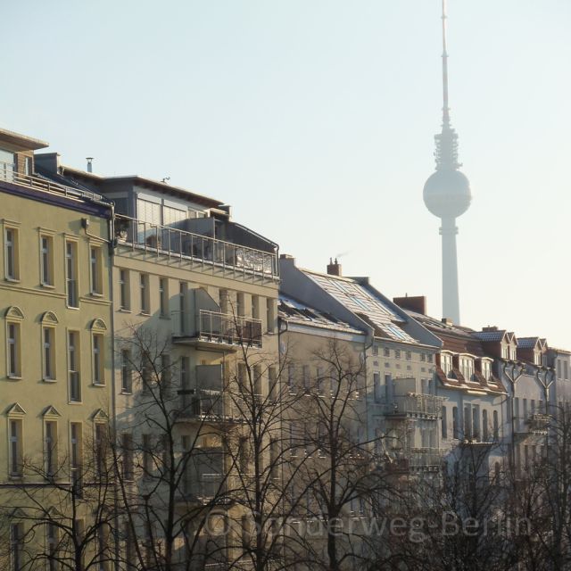 Berlin: Prenzlauer Berg District Guided Walking Tour - Schönhauser Allee Walk: Jewish Cemetery and the Wasserturm