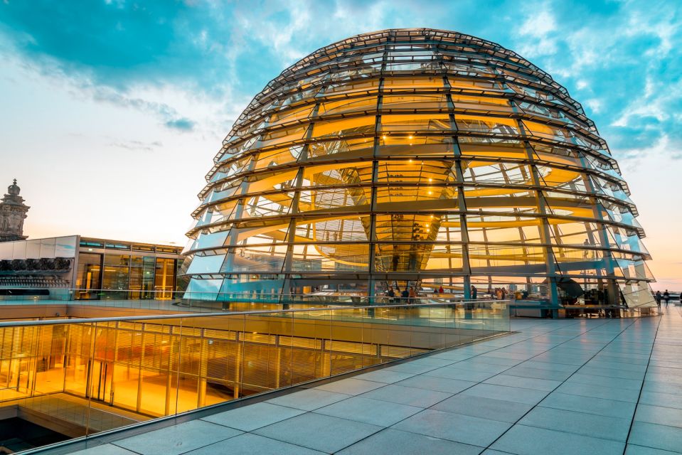 Berlin: Private Reichstag and Glass Dome Tour - From the Brandenburg Gate Area to the Embassies: Why This Route Works