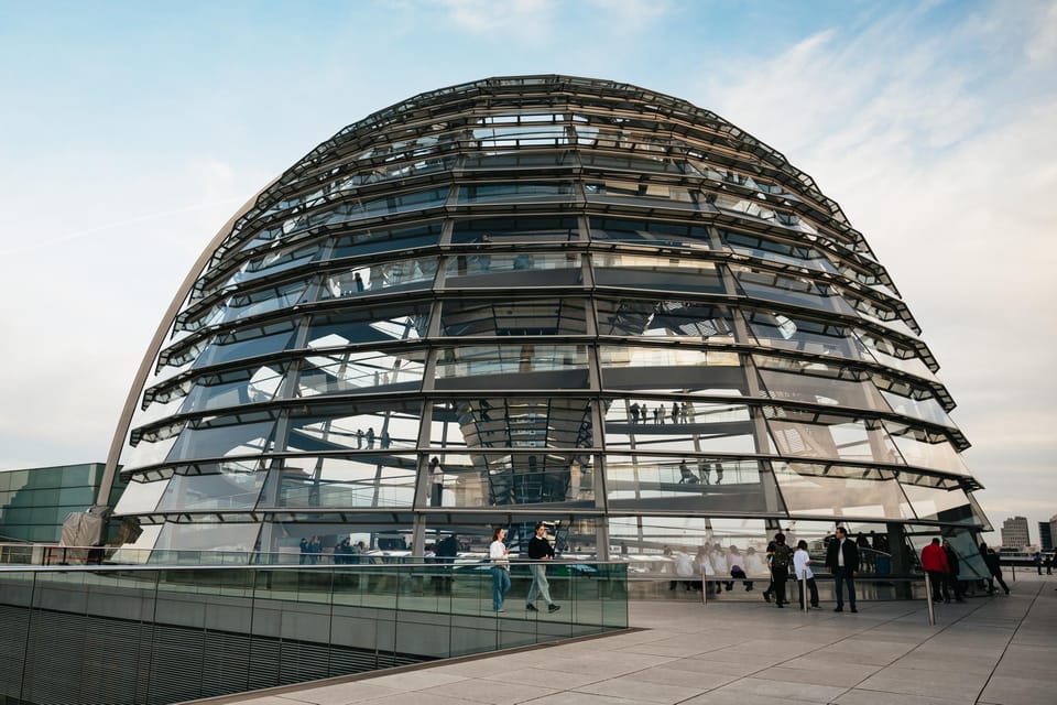 Berlin: Reichstag, Dome and Government District Guided Tour - The Regierung’sviertel walk: why space matters in politics