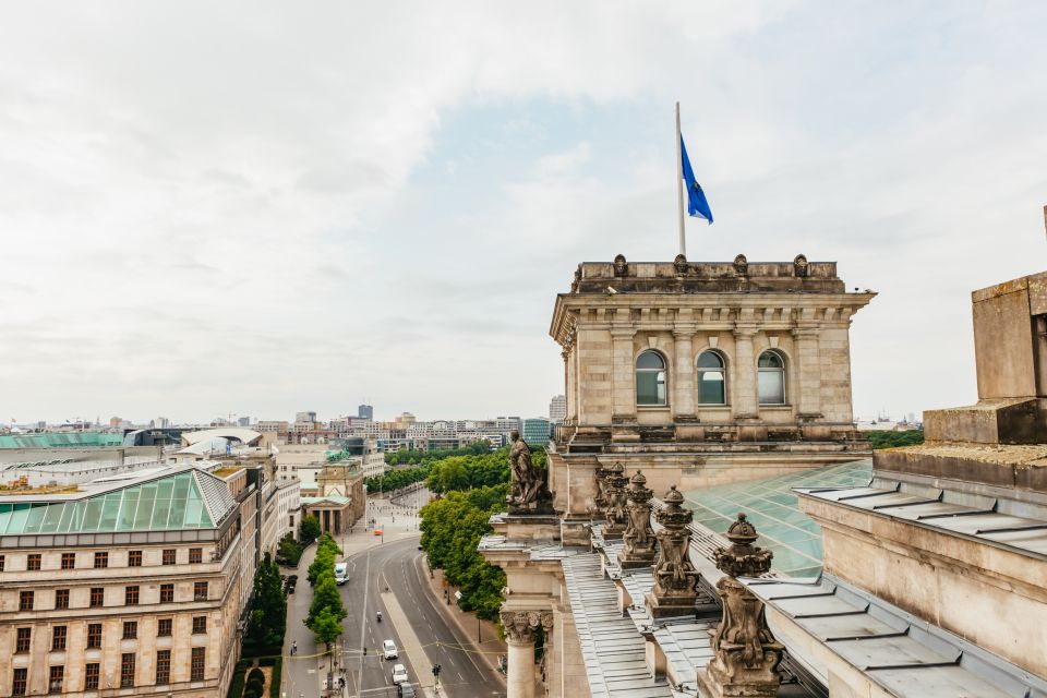 Berlin: Rooftop Breakfast at Käfer Restaurant Reichstag - Views from the Reichstag rooftop: how to get the best Berlin moment