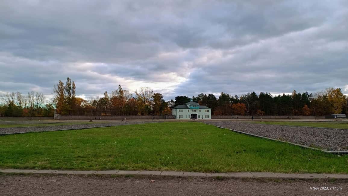 Berlin: Sachsenhausen Concentration Camp Museum Tour - Who should book this tour (and who might want a different format)