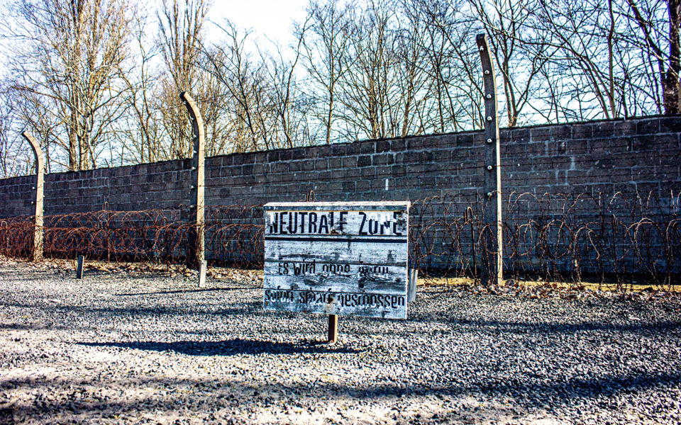 Berlin: Sachsenhausen Concentration Camp Museum Tour - What to bring and how to dress for the day