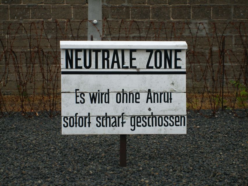 Berlin: Sachsenhausen Memorial 6-Hour Tour in Spanish - Station Z: the chilling purpose built for killing