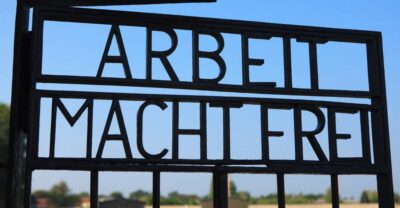 Berlin: Sachsenhausen Memorial 6-Hour Tour in Spanish - A Tower: roll-call, control, and how the system worked