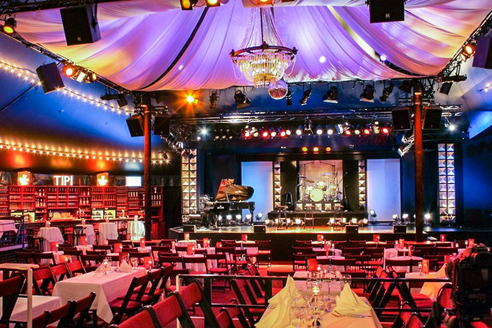 Berlin: Show at the Tipi am Kanzleramt - Dinner and the €5 food voucher: how to budget without stress