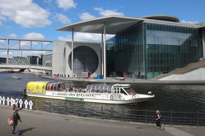 Berlin sightseeing boat tour on the Spree - The Humboldt Forum by the Berlin Palace: culture with a modern museum footprint