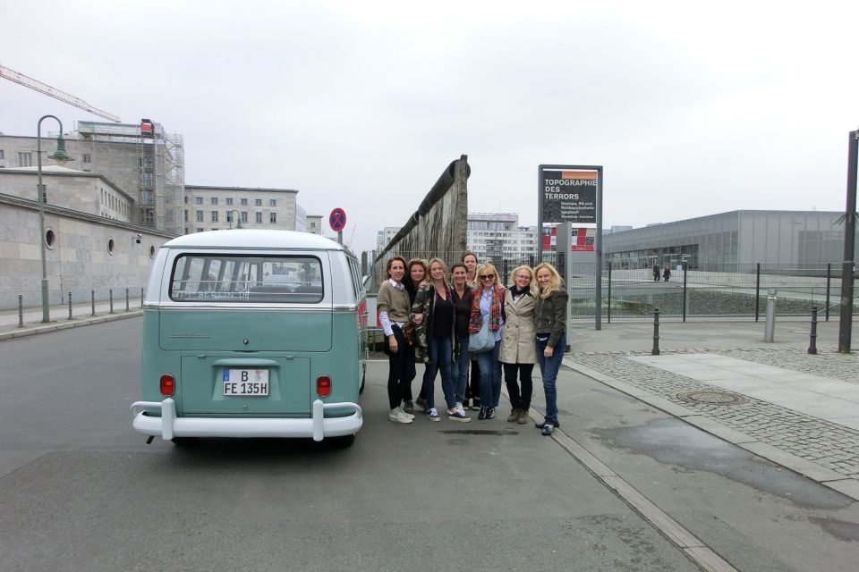 Berlin: Sightseeing Tour in Classic Volkswagen T1 Samba Bus - Unter den Linden and Pariser Platz: the boulevard that tells its own story