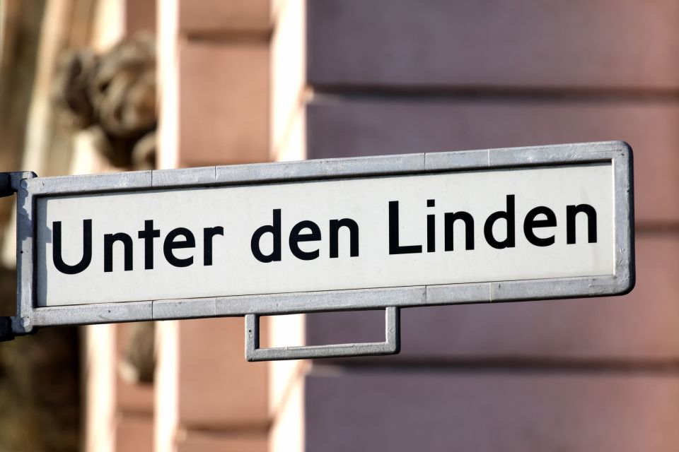 Berlin: Sightseeing Walking Tour of the Top 20 Attractions - Holocaust Memorial and Bebelplatz: history you can’t “speed-run”
