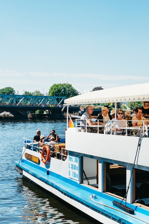 Berlin: Spree Boat Tour to Müggelsee - The Hop-Off Option in Köpenick: When Extra Walking Improves the Cruise