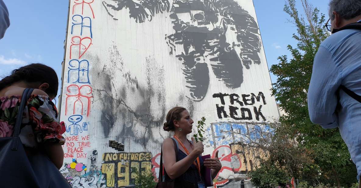 Berlin: Street Art and Alternative Tour - Guides Who Explain the Why: French or Italian, and Names You’ll Hear